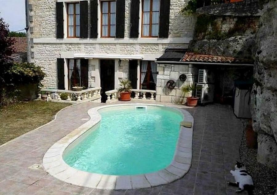 La Maison De L'Aubepin Saint-Savinien Exteriör bild